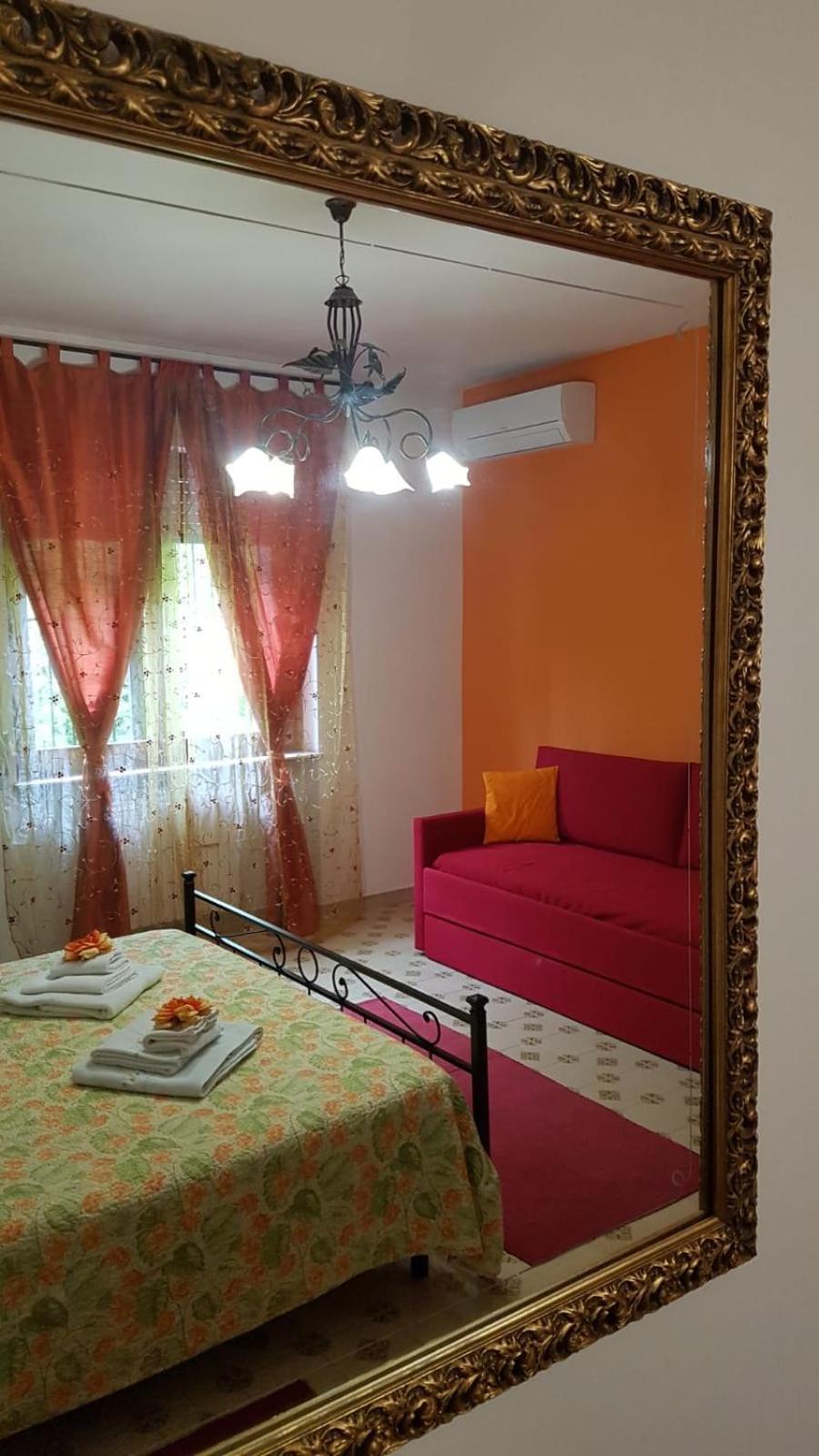 B&B Villa Mirella Casnate Con Bernate Екстериор снимка
