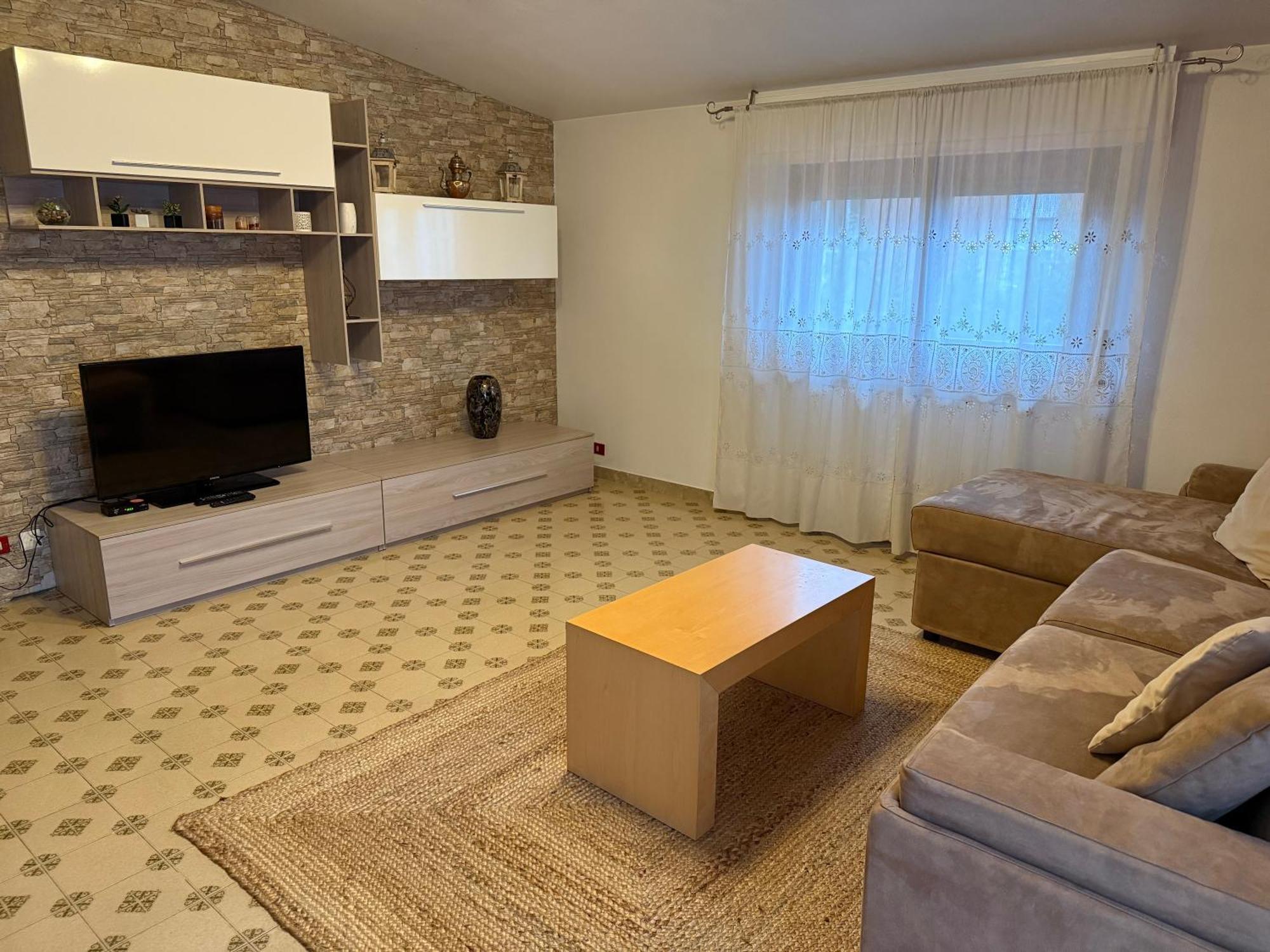 B&B Villa Mirella Casnate Con Bernate Екстериор снимка
