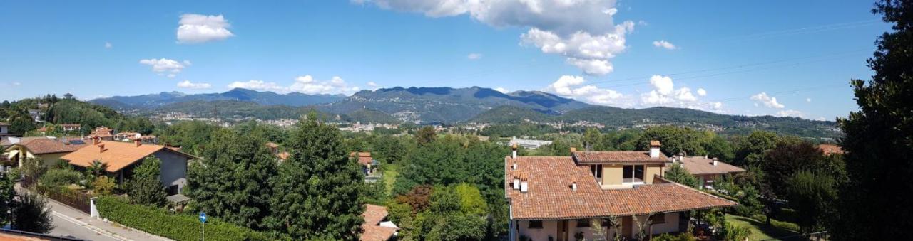 B&B Villa Mirella Casnate Con Bernate Екстериор снимка