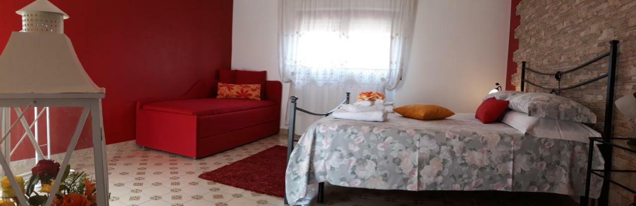 B&B Villa Mirella Casnate Con Bernate Екстериор снимка